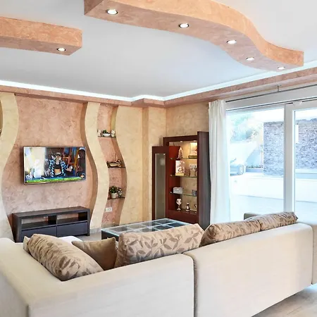 Luxury Amor Vila *