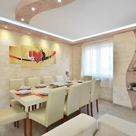 Vila Luxury Amor *